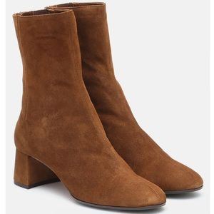 Aquazzara Saint Honoré 50mm Suede Ankle boot. New with Box. Size 40.5